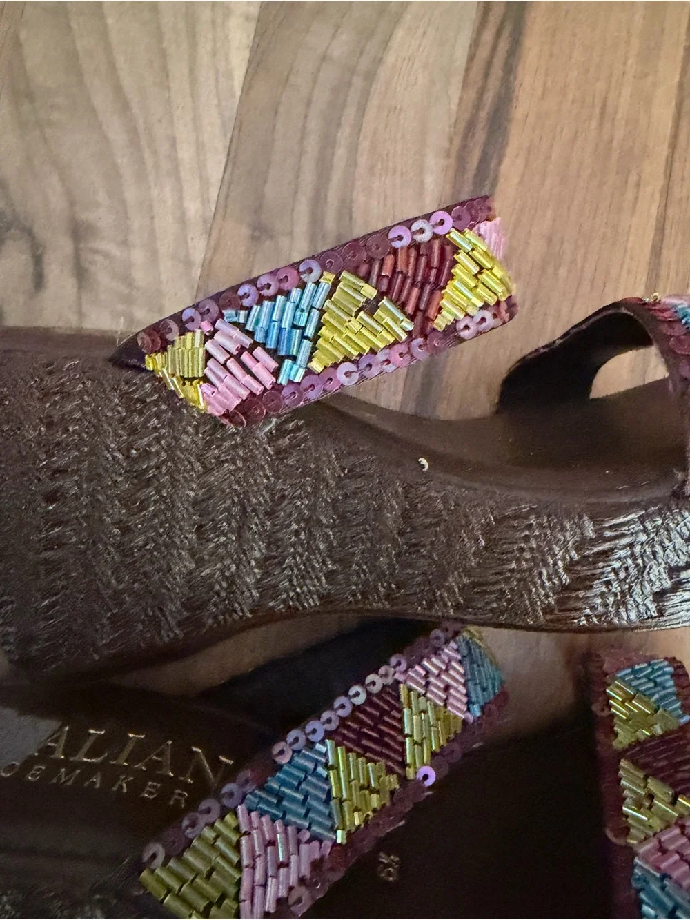 Italian Shoemakers Lightweight Brown Wedge Sandals Sequin Straps, 6.5, Like New